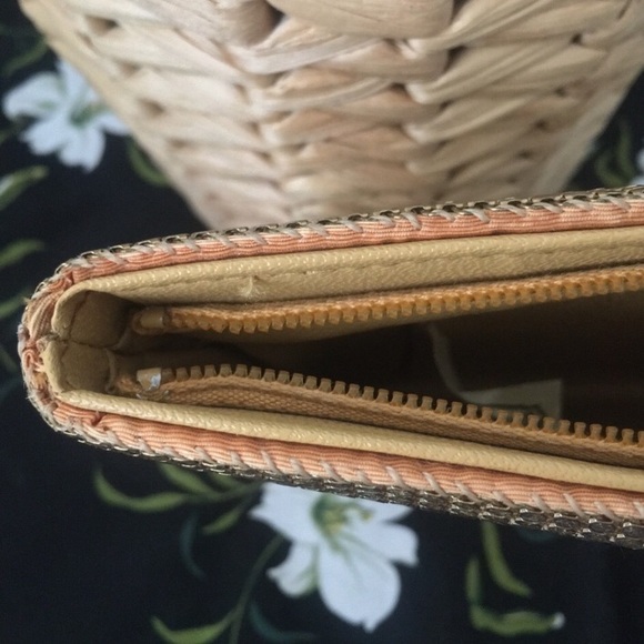 Vintage Chainmail Clutch - Picture 4 of 10